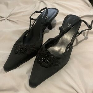 Size 8 Black Impo Kitten Heel